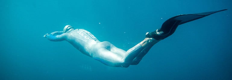 How to swim like a dolphin