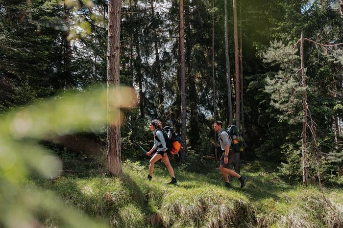The Best Watch for Thru-Hiking: A Buying Guide for Long-Distance Hikers