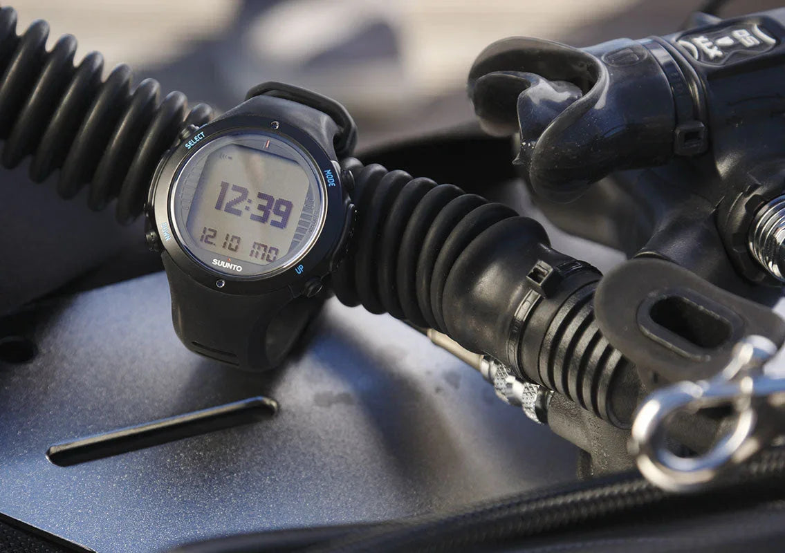 Suunto D6i Novo Black - SUUNTO US